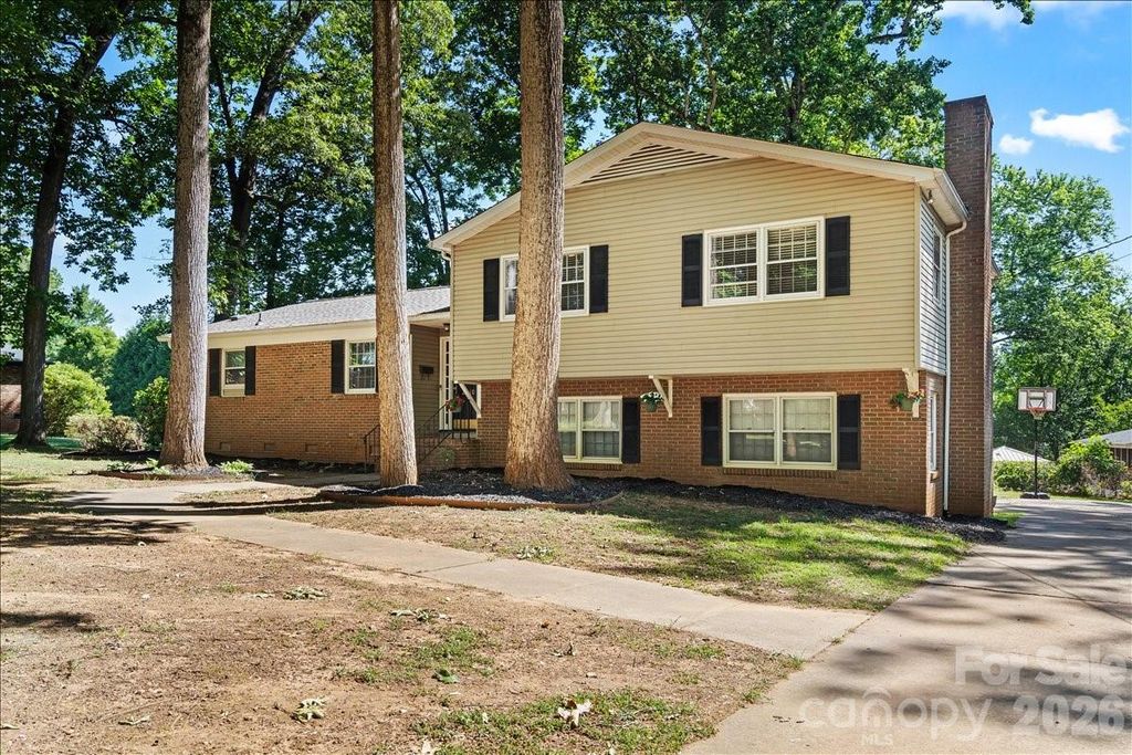 2010 Saratoga Drive 5, Gastonia, NC 28056