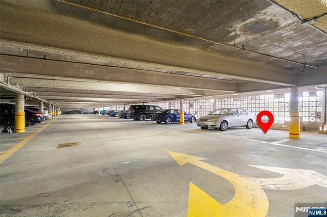 150 Overlook Avenue 8D, Hackensack, NJ 07601