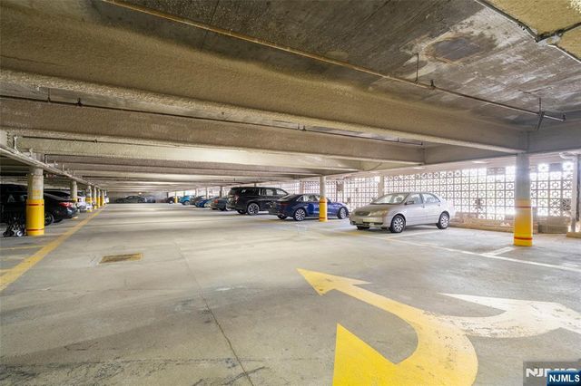 150 Overlook Avenue 8D, Hackensack, NJ 07601