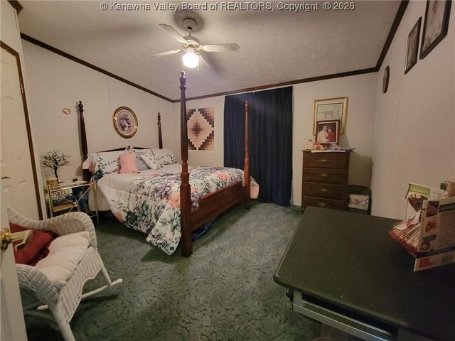 1010 Kanawha Street, Hansford, WV 25103