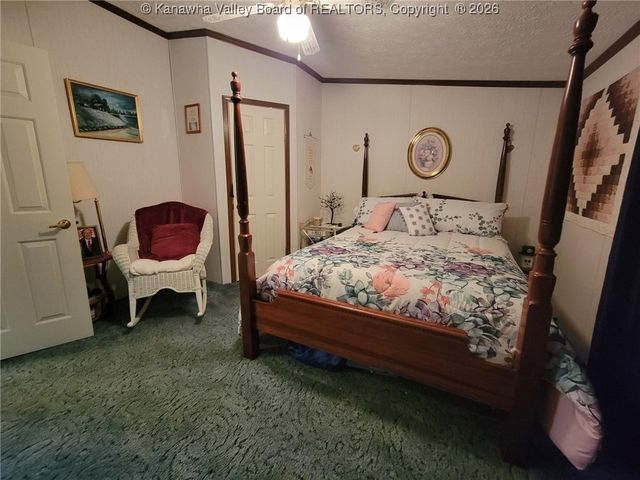 1010 Kanawha Street, Hansford, WV 25103