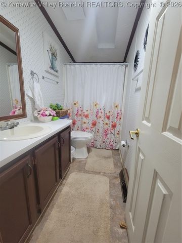 1010 Kanawha Street, Hansford, WV 25103