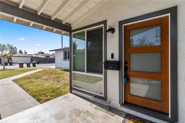 1329 N Maple Street, Anaheim, CA 92801