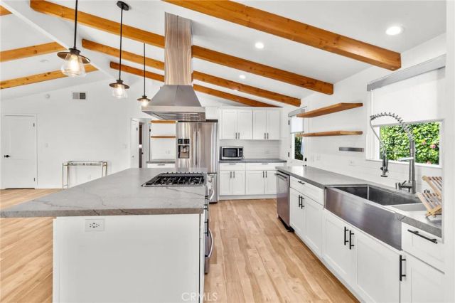 1329 N Maple Street, Anaheim, CA 92801