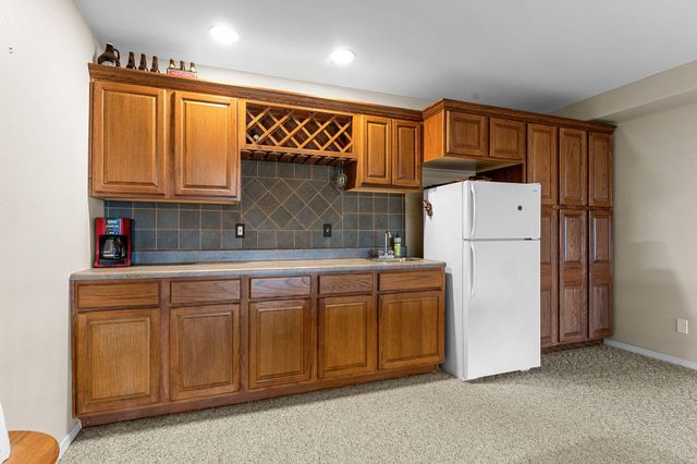 201 Point Seven Road 8, Kimberling City, MO 65686