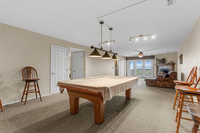 201 Point Seven Road 8, Kimberling City, MO 65686