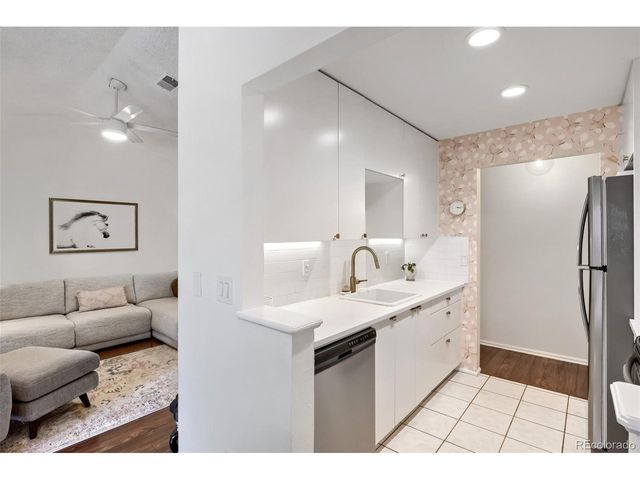 10910 W Florida Ave 522, Lakewood, CO 80232