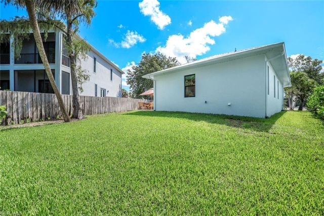 3980 Full Moon CT, Naples, FL 34112