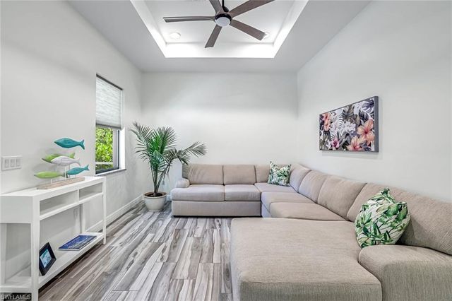 3980 Full Moon CT, Naples, FL 34112