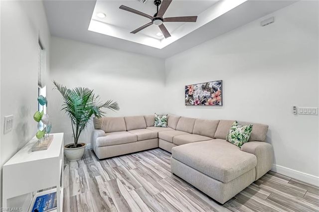 3980 Full Moon CT, Naples, FL 34112