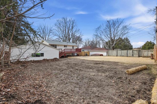 809 Bewick Drive, Madison, WI 53714