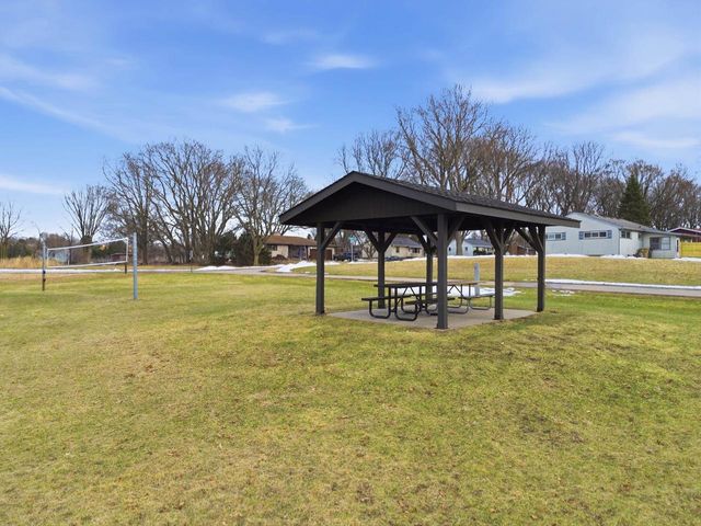 809 Bewick Drive, Madison, WI 53714