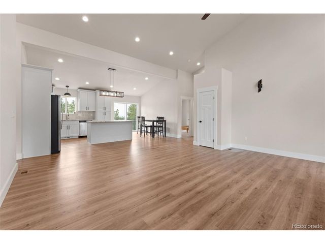 485 Gerka Ln, Florissant, CO 80816