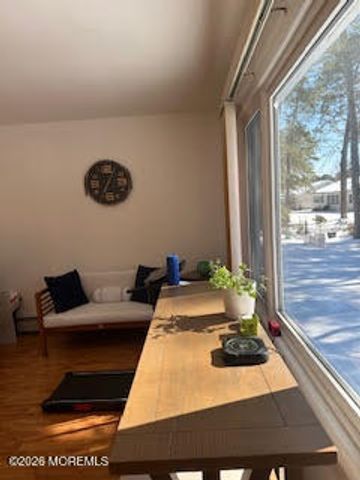 56 Auburn Road, Toms River, NJ 08757