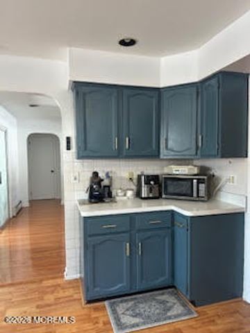 56 Auburn Road, Toms River, NJ 08757