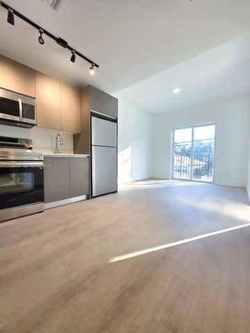 8106 NE 1st Avenue 12, Miami, FL 33138