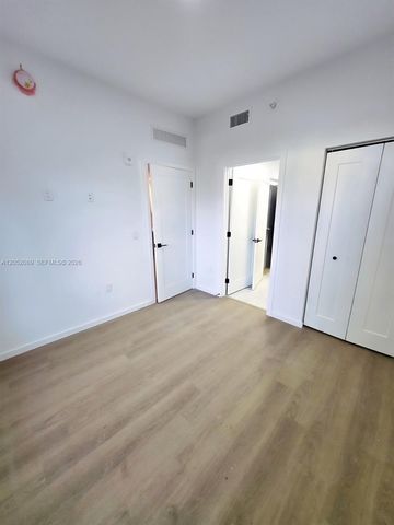 8106 NE 1st Avenue 12, Miami, FL 33138