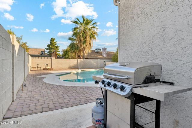 3017 W SAHUARO Drive, Phoenix, AZ 85029