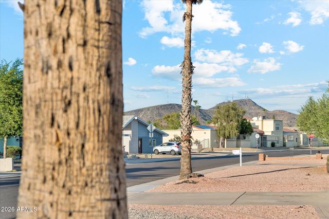 3017 W SAHUARO Drive, Phoenix, AZ 85029
