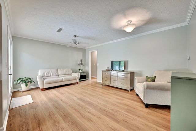 220 Burgess Lane, Florence, KY 41042