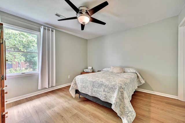 220 Burgess Lane, Florence, KY 41042