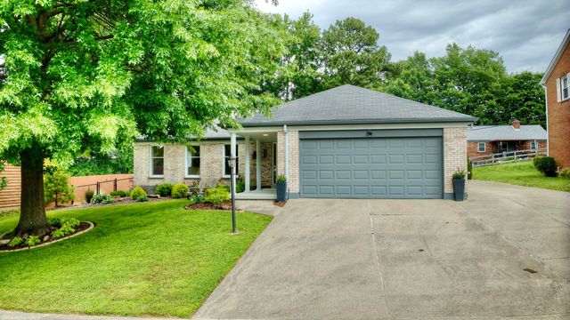 220 Burgess Lane, Florence, KY 41042