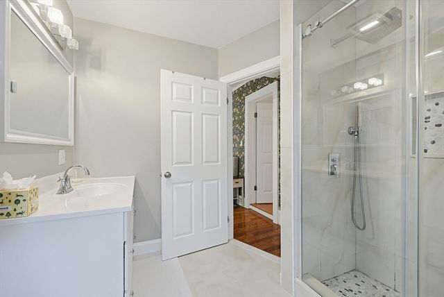 2 Cannon St, Newton, MA 02461