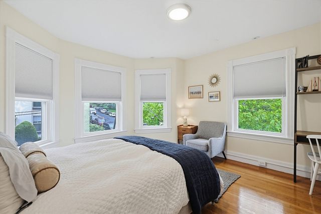2 Cannon St, Newton, MA 02461