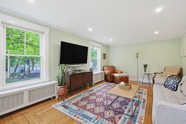 2 Cannon St, Newton, MA 02461
