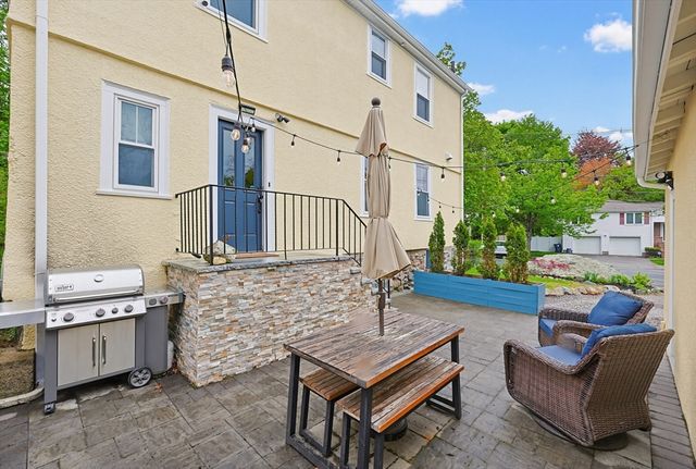 2 Cannon St, Newton, MA 02461