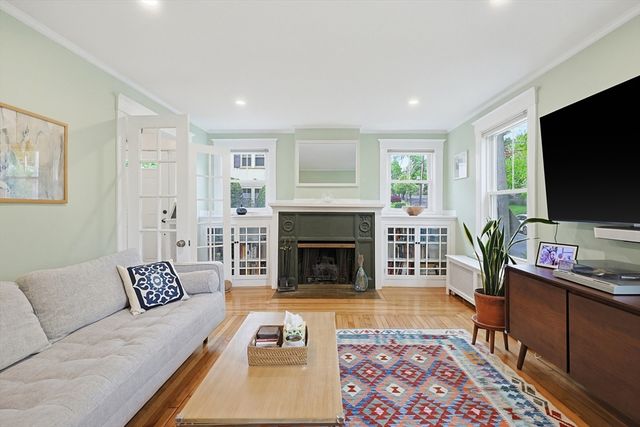 2 Cannon St, Newton, MA 02461