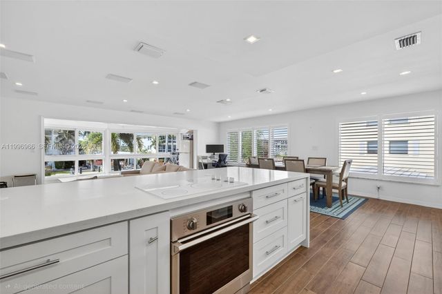 3050 NE 48th St 210, Fort Lauderdale, FL 33308