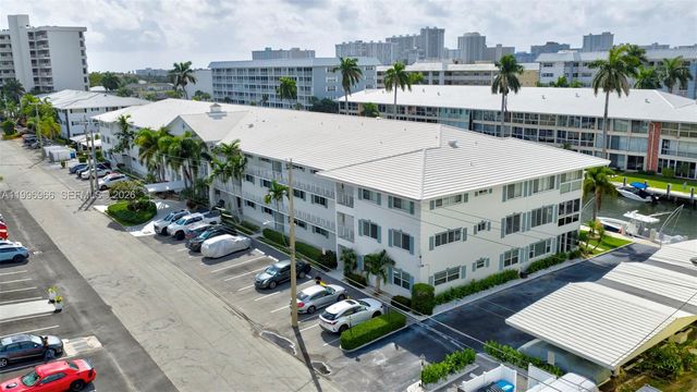 3050 NE 48th St 210, Fort Lauderdale, FL 33308