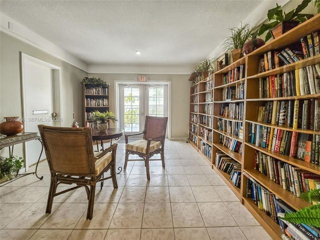 3050 NE 48th St 210, Fort Lauderdale, FL 33308