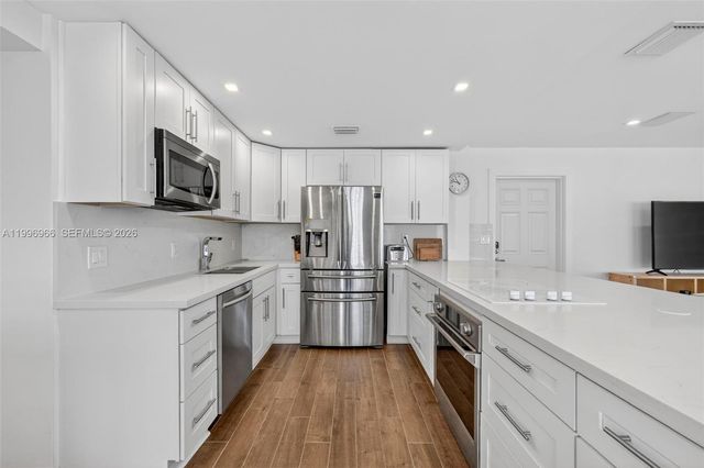 3050 NE 48th St 210, Fort Lauderdale, FL 33308