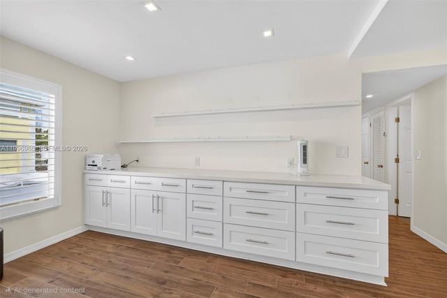 3050 NE 48th St 210, Fort Lauderdale, FL 33308