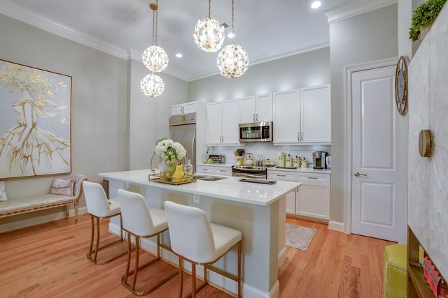 2300 Leonard Street 100, Dallas, TX 75201