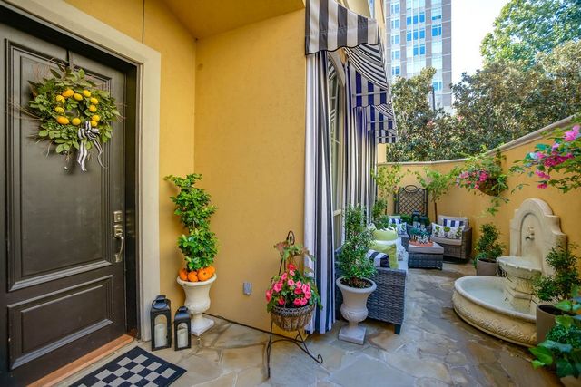 2300 Leonard Street 100, Dallas, TX 75201