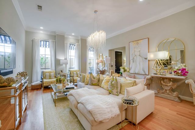 2300 Leonard Street 100, Dallas, TX 75201