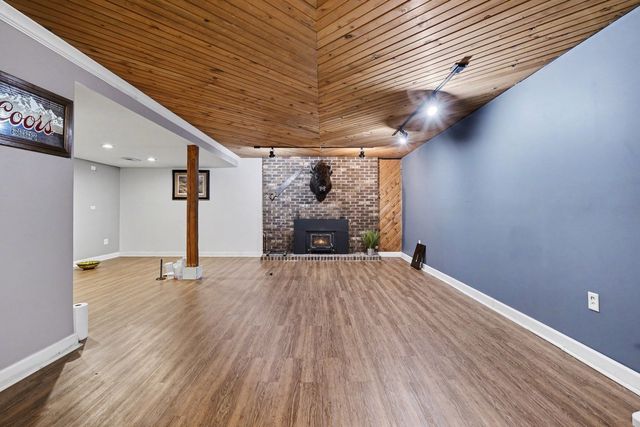 2403 Hacker Drive, Joliet, IL 60435