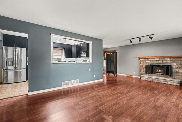 2403 Hacker Drive, Joliet, IL 60435