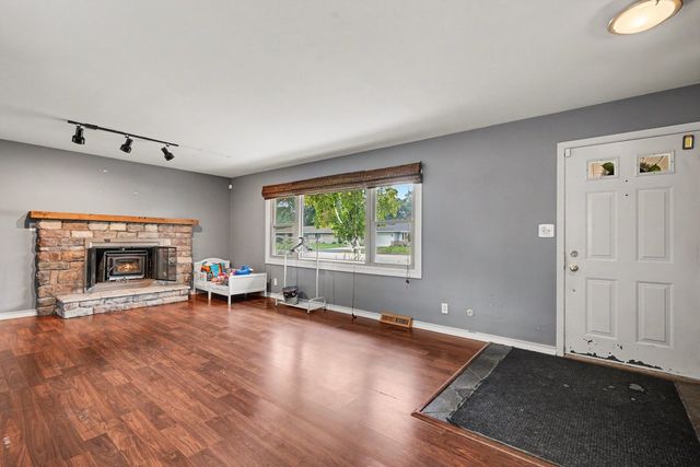 2403 Hacker Drive, Joliet, IL 60435