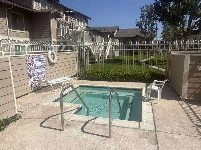 12561 Edgemont 16, Garden Grove, CA 92845