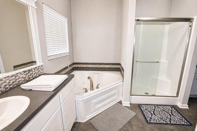 2030 N Walnut Creek, Derby, KS 67037