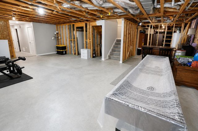 2030 N Walnut Creek, Derby, KS 67037