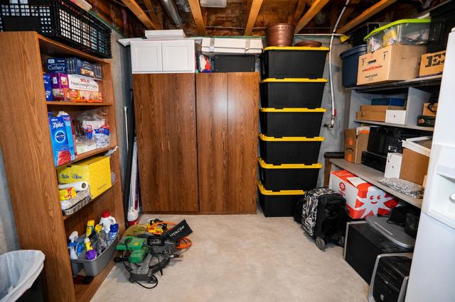 2030 N Walnut Creek, Derby, KS 67037