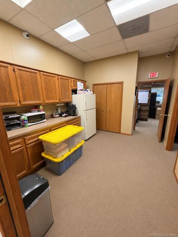 24401 Maplehurst Drive, Clinton Township, MI 48036