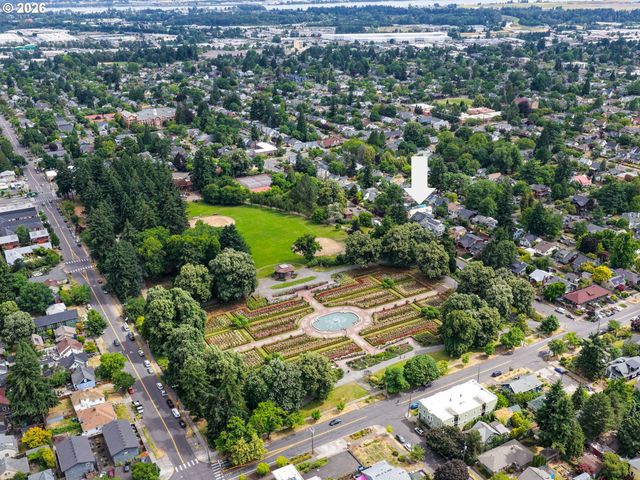 6214 N Kerby Ave, Portland, OR 97217