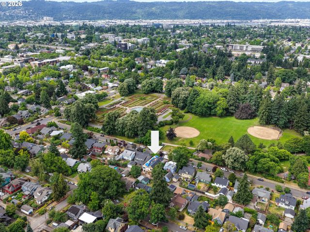 6214 N Kerby Ave, Portland, OR 97217