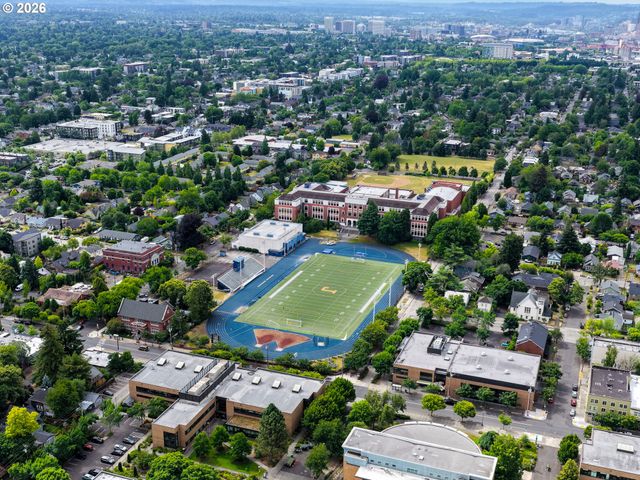 6214 N Kerby Ave, Portland, OR 97217